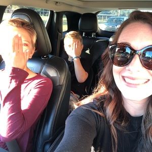 Meet your Posher, Elizabeth